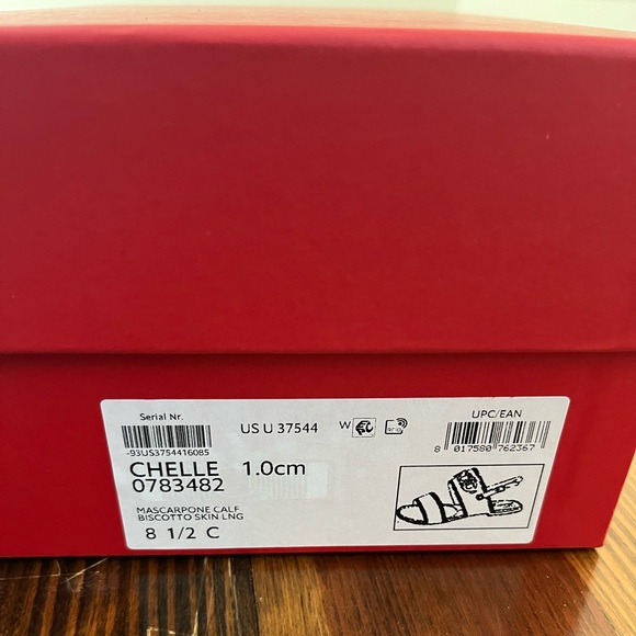 Salvatore Ferragamo "Chelle" sling back sandal, NIB, Mascarpone, 8.5 - Picture 3 of 3